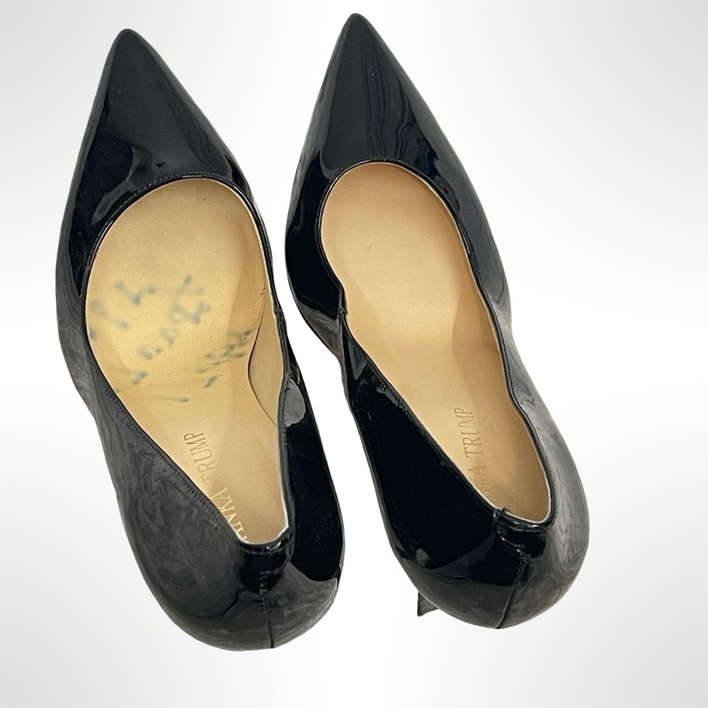 Ivanka Trump pointed toe Black Leather Pumps in size 7 - Picture 6 of 8